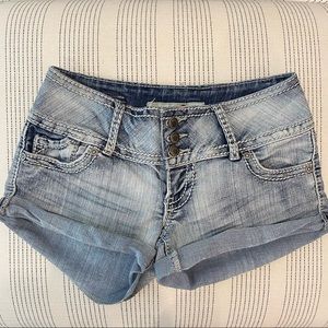1st Kiss Juniors Light-wash Denim Shorts with Minimal Distressing